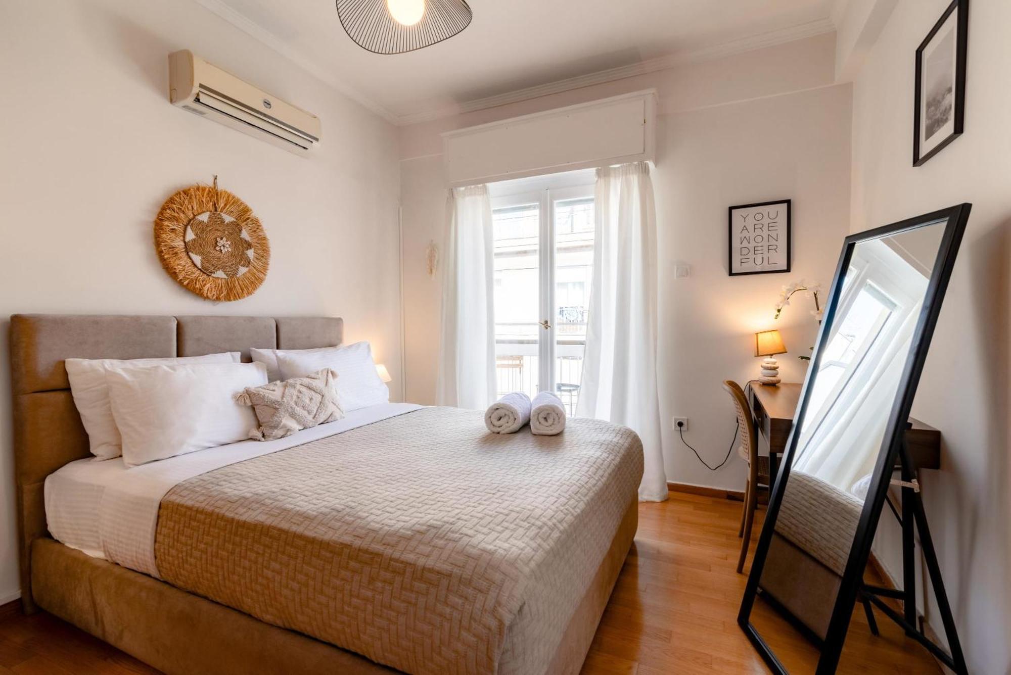 Ferienwohnung Exarchia Artistic Getaway For Groups Athen Exterior foto